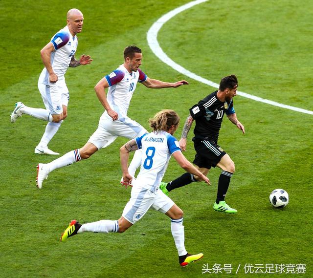  克雷莫内塞主场顽强战平亚特兰大收获难得一分