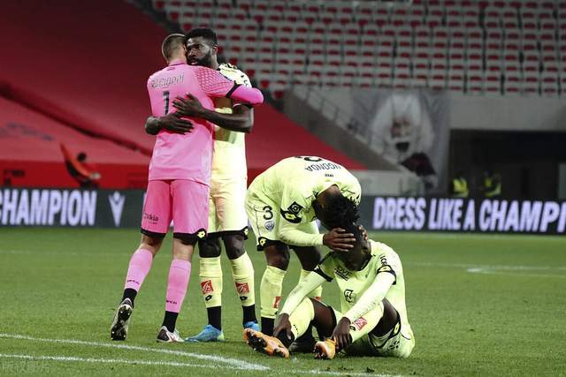  法甲后防铁闸固若金汤零封对手保持不败